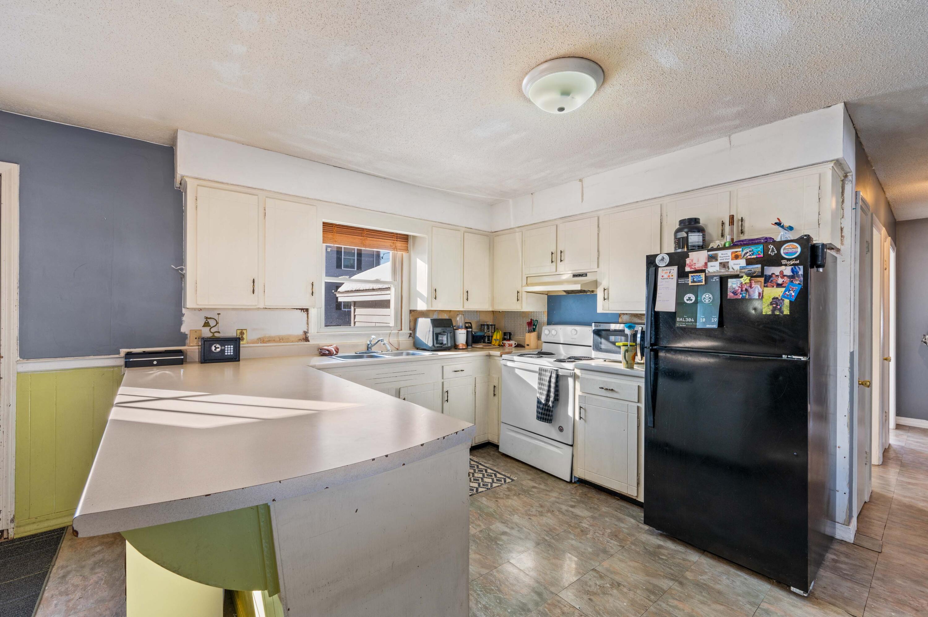 122 Western Avenue Waterville, ME 04901 - Photo 5 of 21 122-Western-Ave-4