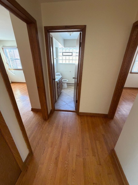 8434 West Gregory Street, Unit 2N Chicago, IL 60656 - Photo 4 of 9