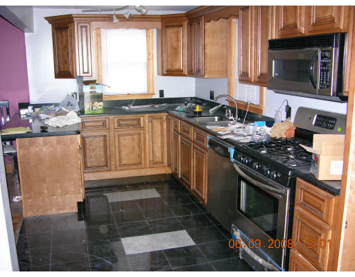 35 Rockingham Road Boston, MA 02126 - Photo 7 of 13 Gallery Image 7
