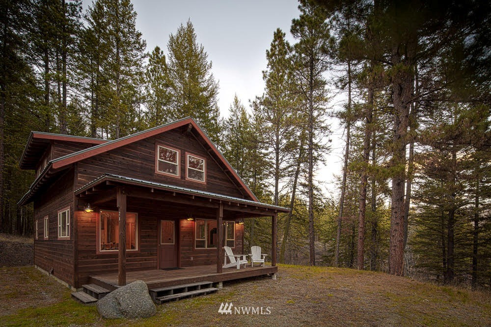 28 Black Jack Road South Winthrop, WA 98862 - Photo 3 of 25