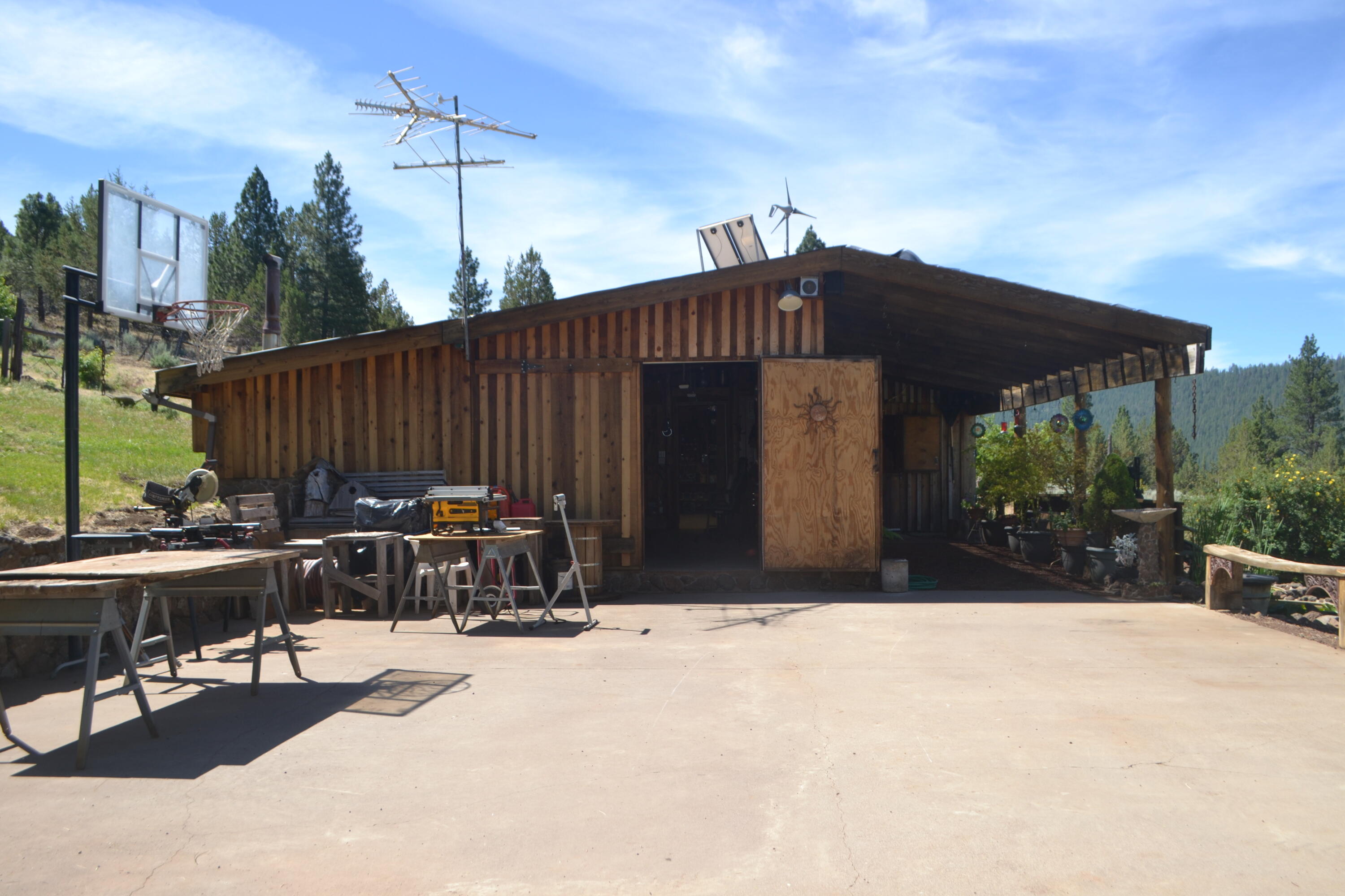 542-405 Punkin Center Road Bieber, CA 96009 - Photo 94 of 127 SHOP PATIO