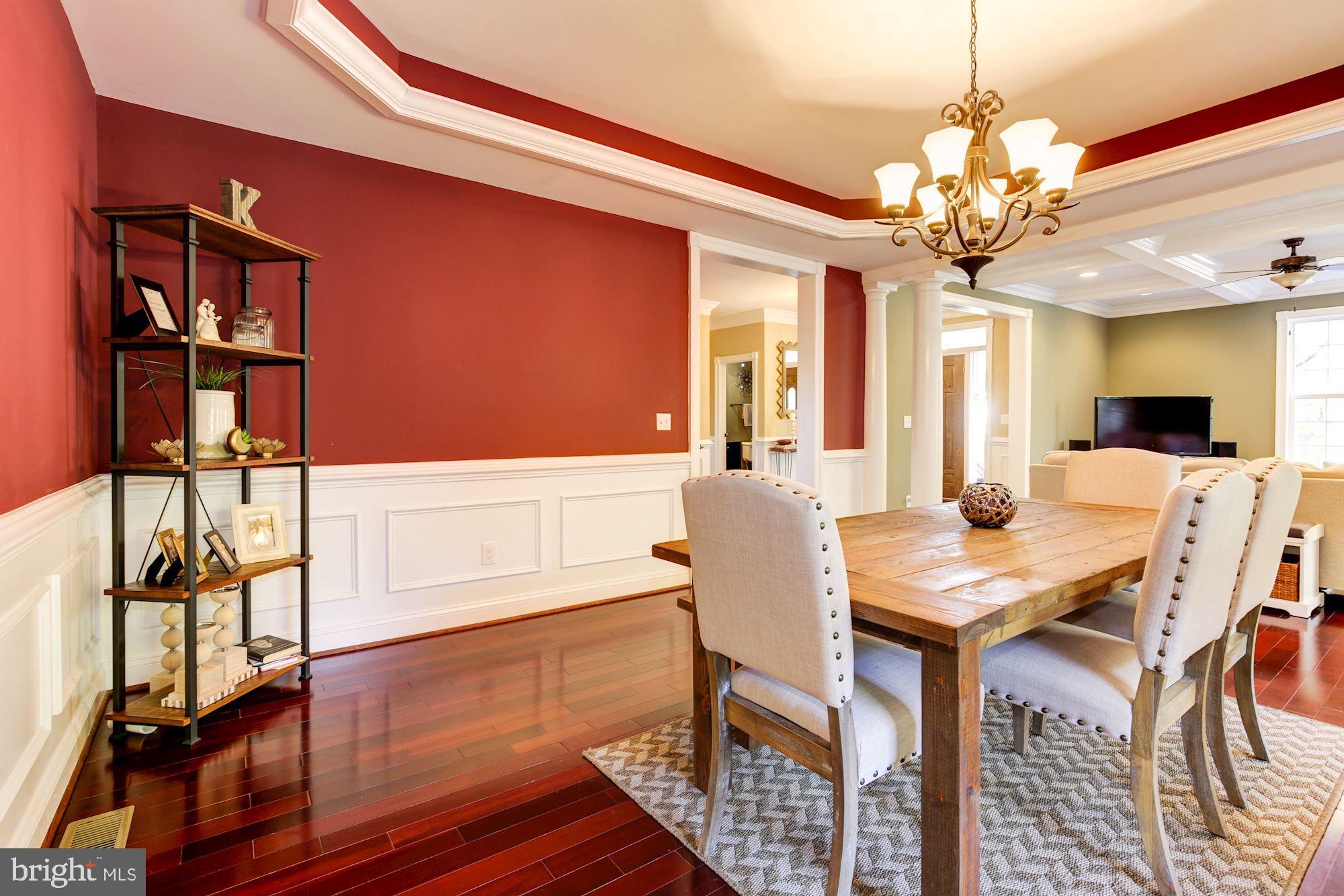 8100 Dogwood Road Baltimore, MD 21244 - Photo 18 of 53 Detailed moldings throughout dining room