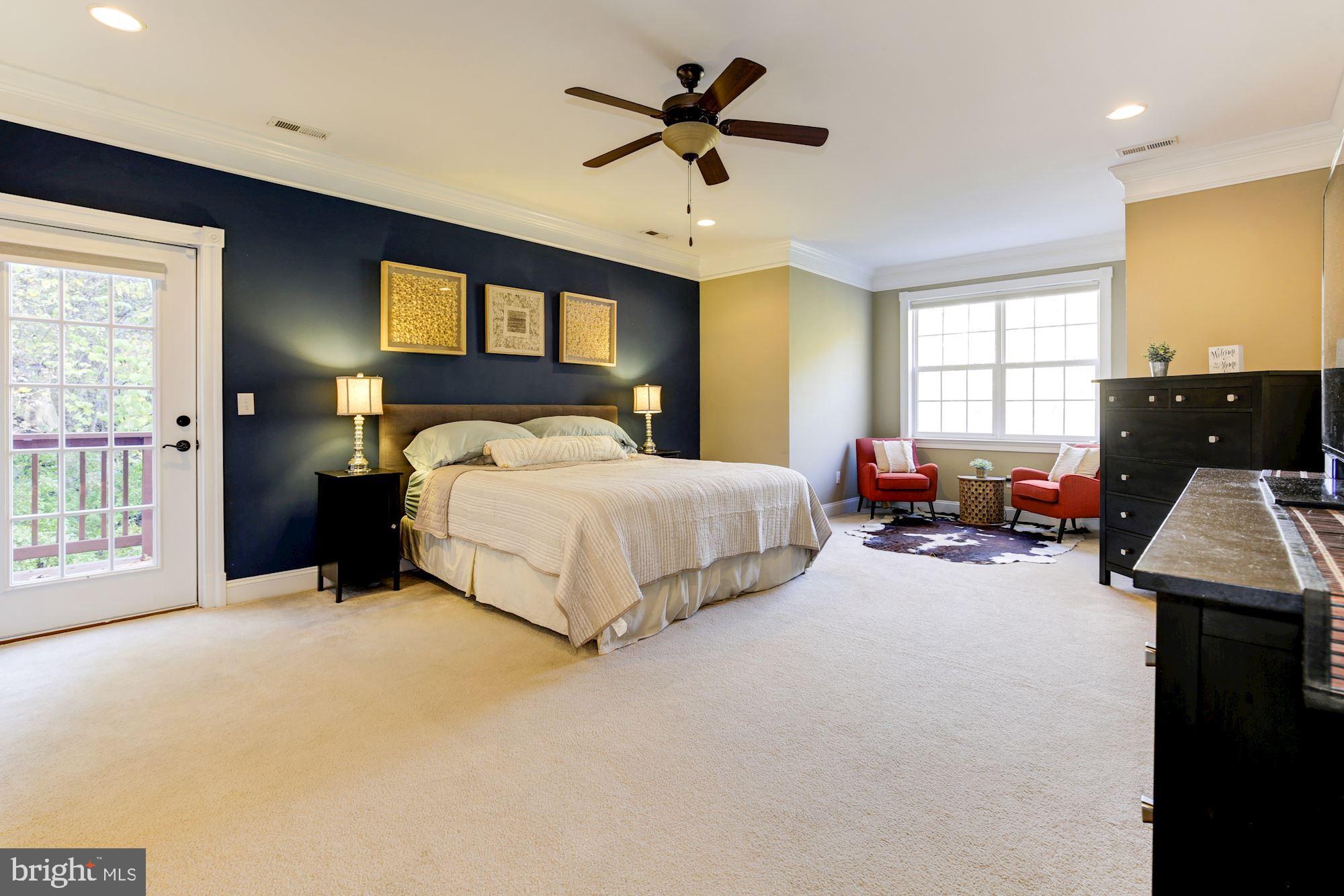 8100 Dogwood Road Baltimore, MD 21244 - Photo 25 of 53 Luxurious master suite