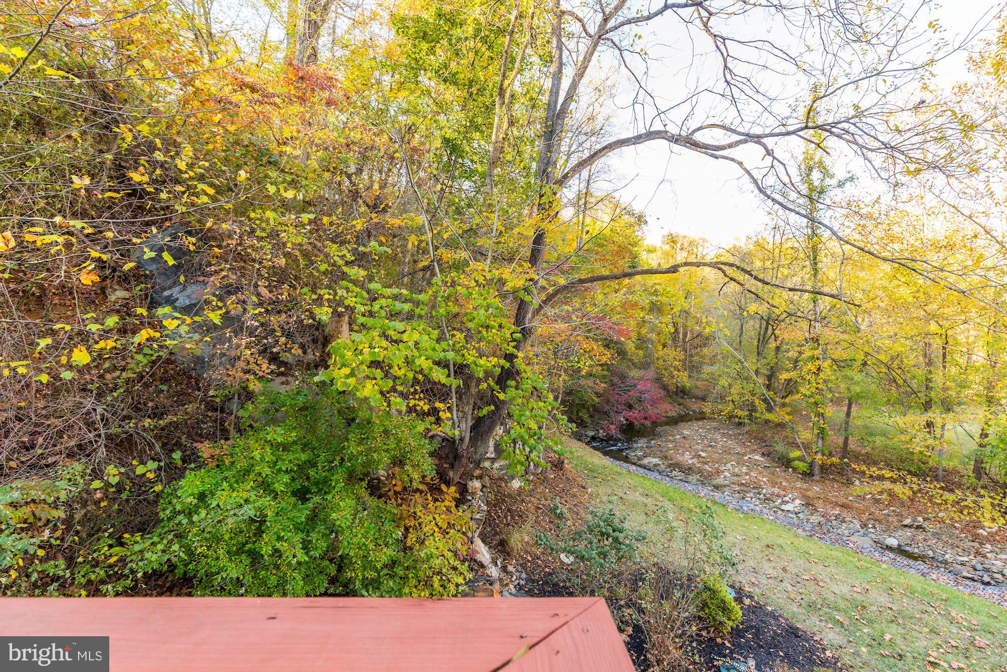 8100 Dogwood Road Baltimore, MD 21244 - Photo 29 of 53 Upper level master suite balcony