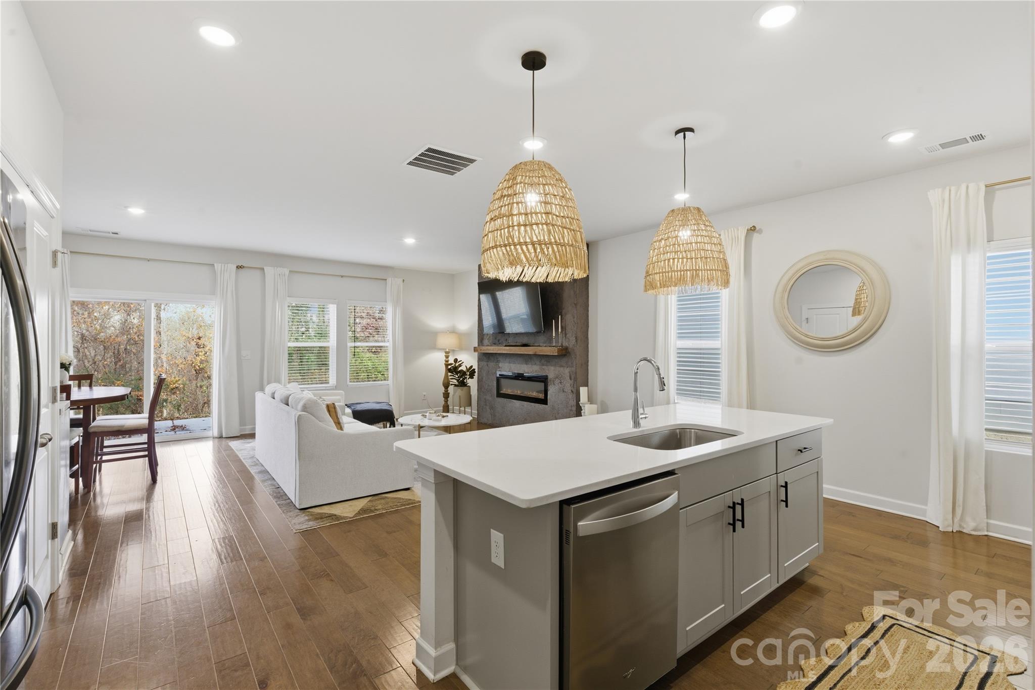 3528 Auburn Curb Road Charlotte, NC 28217 - Photo 7 of 35