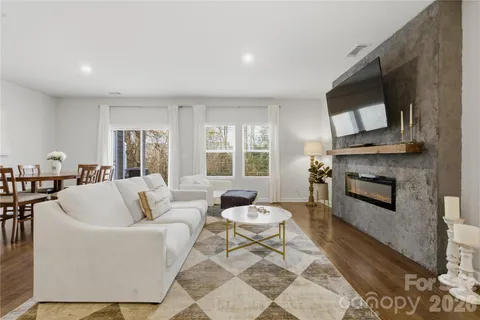 $441,000 | 3528 Auburn Curb Road, Charlotte, NC 28217