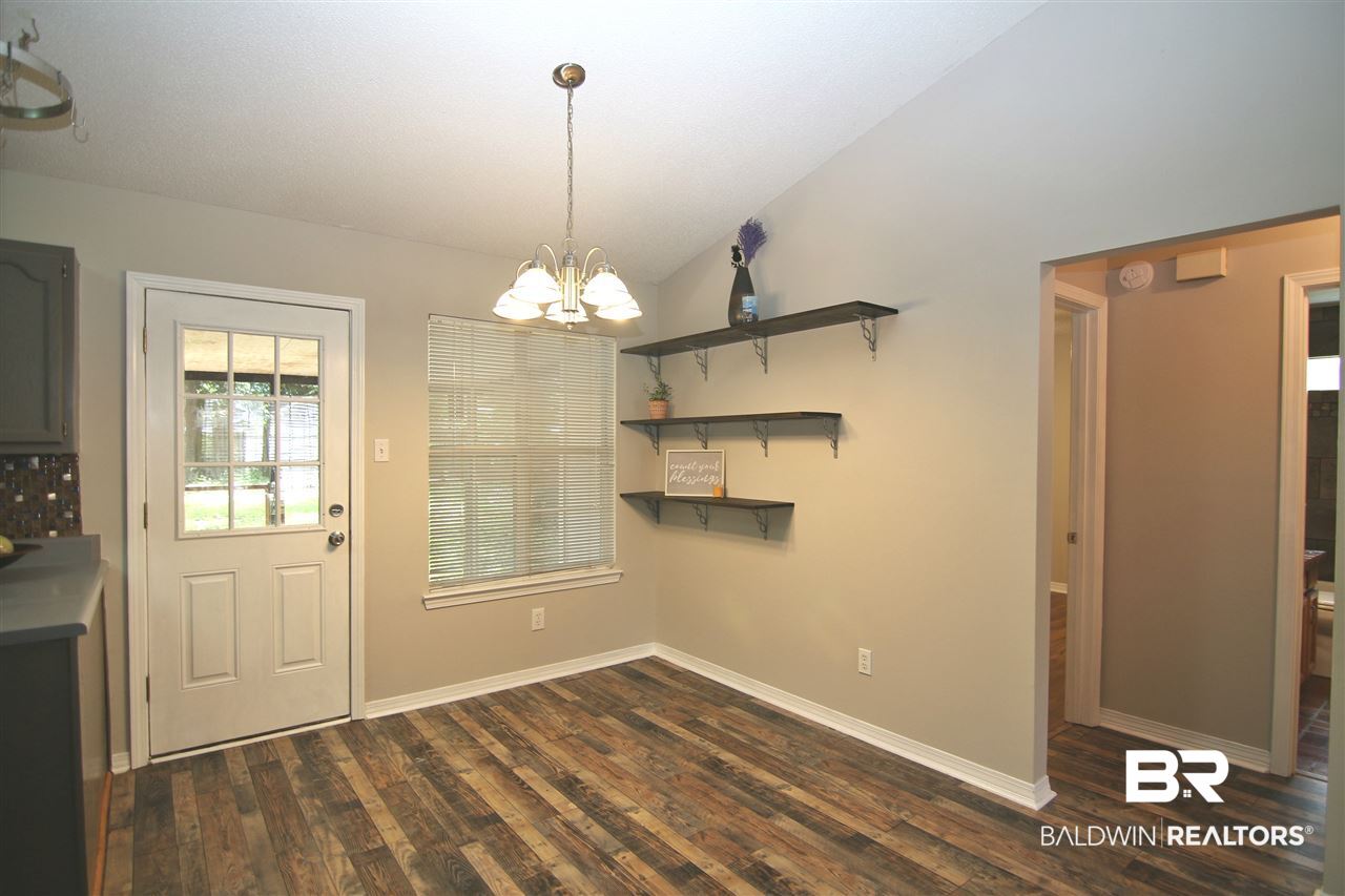 831 Copperfield Drive South Mobile, AL 36608 - Photo 3 of 24 Dining
