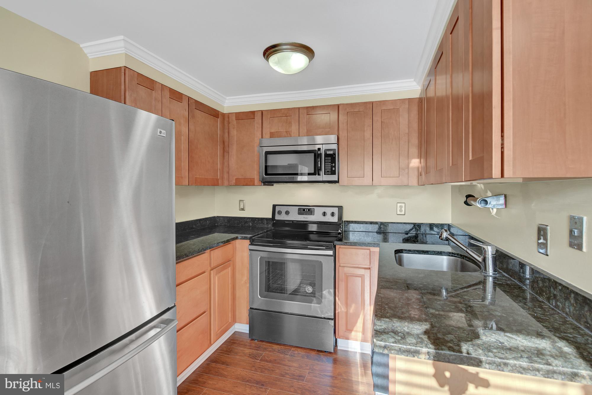 17604 Kohlhoss Road Poolesville, MD 20837 - Photo 2 of 41 Remodeled kitchen with newer appliances & granite!