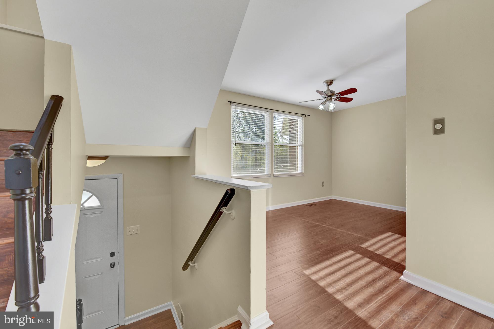 17604 Kohlhoss Road Poolesville, MD 20837 - Photo 7 of 41