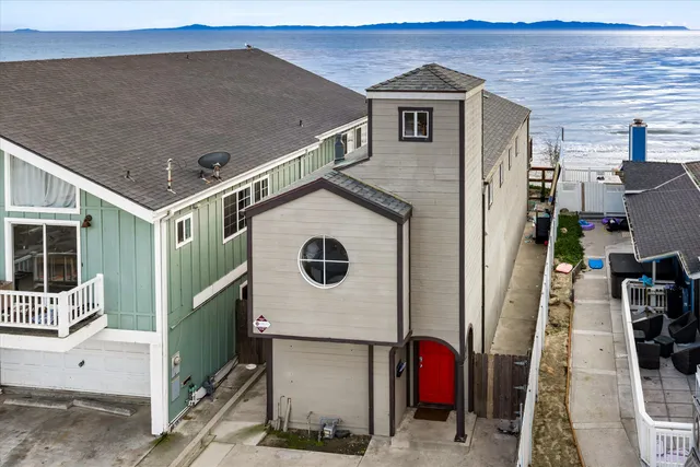 $1,600,000 | 6553 Del Playa Drive, Isla Vista, CA 93117