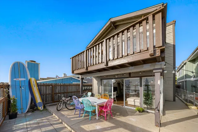 $1,600,000 | 6553 Del Playa Drive, Isla Vista, CA 93117