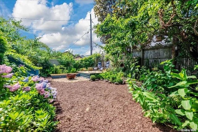 $3,600 | 311 East Market Street, Long Beach, NY 11561