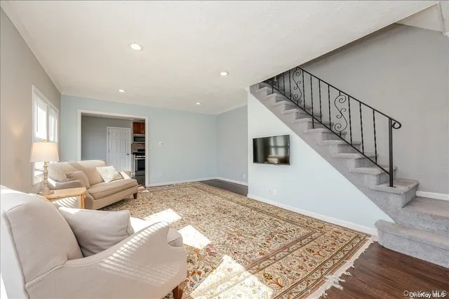 $3,600 | 311 East Market Street, Long Beach, NY 11561