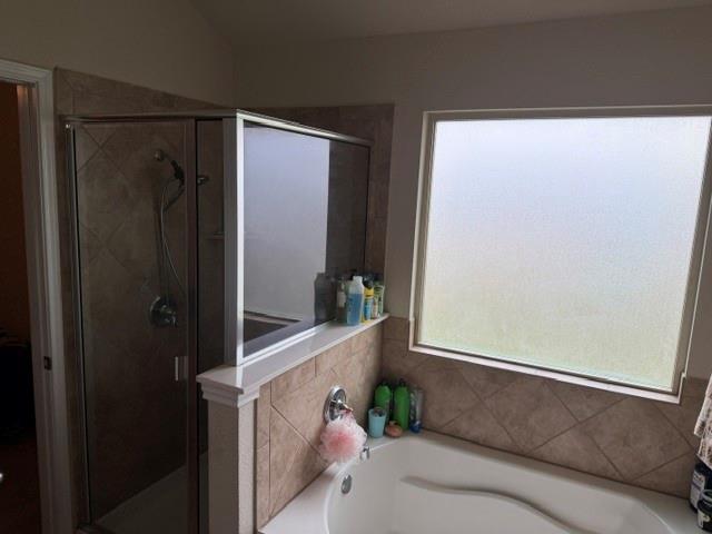 5412 Tama Drive Waco, TX 76708 - Photo 23 of 24 a bath room with a shower and a sink