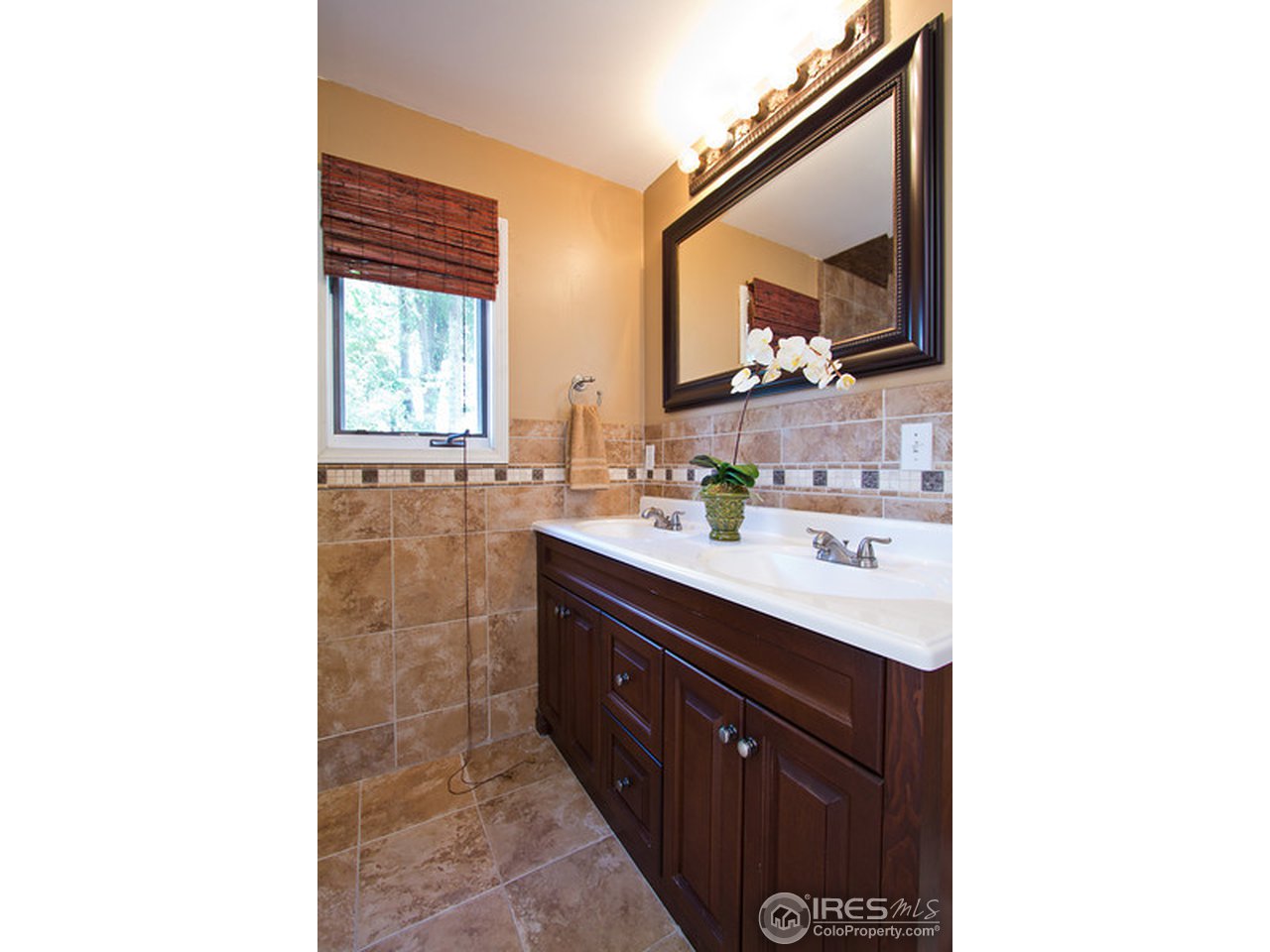2318 West Prospect Road Fort Collins, CO 80526 - Photo 18 of 25 5 Piece Master Bath