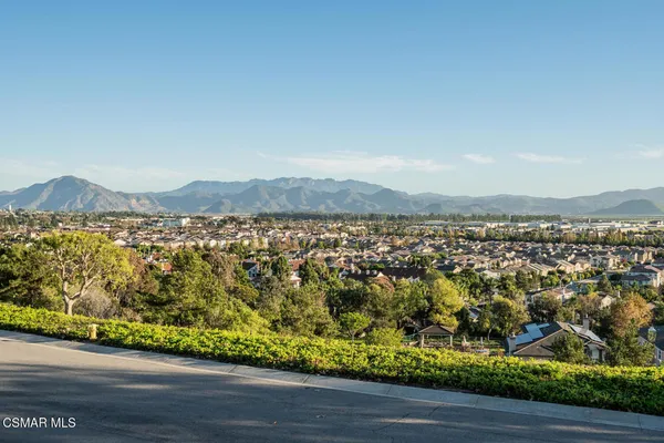 $1,550,000 | 645 Corte Estrella, Camarillo, CA 93010