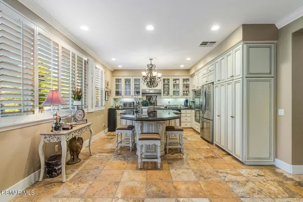 $1,550,000 | 645 Corte Estrella, Camarillo, CA 93010