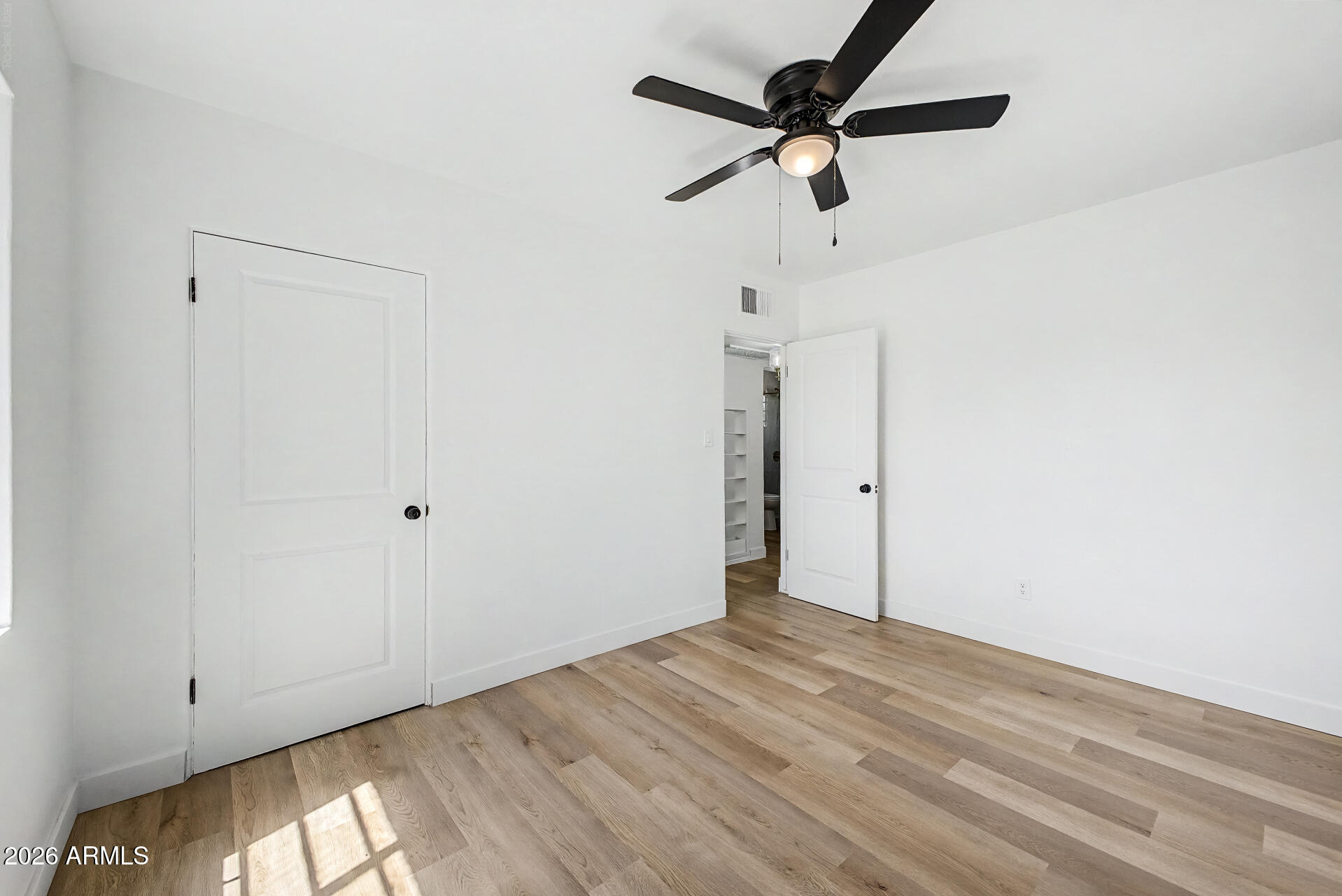 122 West Roeser Road Phoenix, AZ 85041 - Photo 14 of 23 17 Roeser