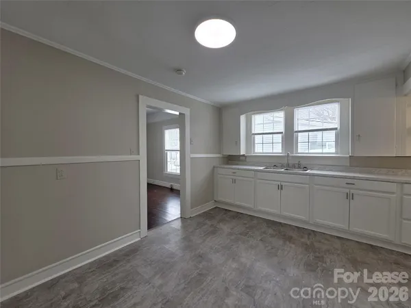 $1,075 | 42 North Cedar Street, Salisbury, NC 28144