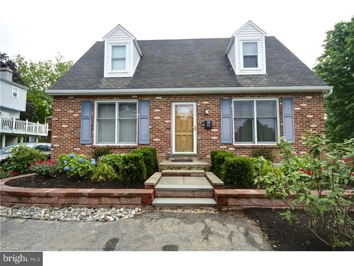 95 Earlington Road Havertown, PA 19083 - Photo 1 of 16 Exterior Front
