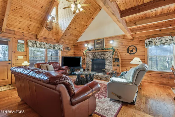 $589,900 | 139 Little Round Top Lane, Townsend, TN 37882