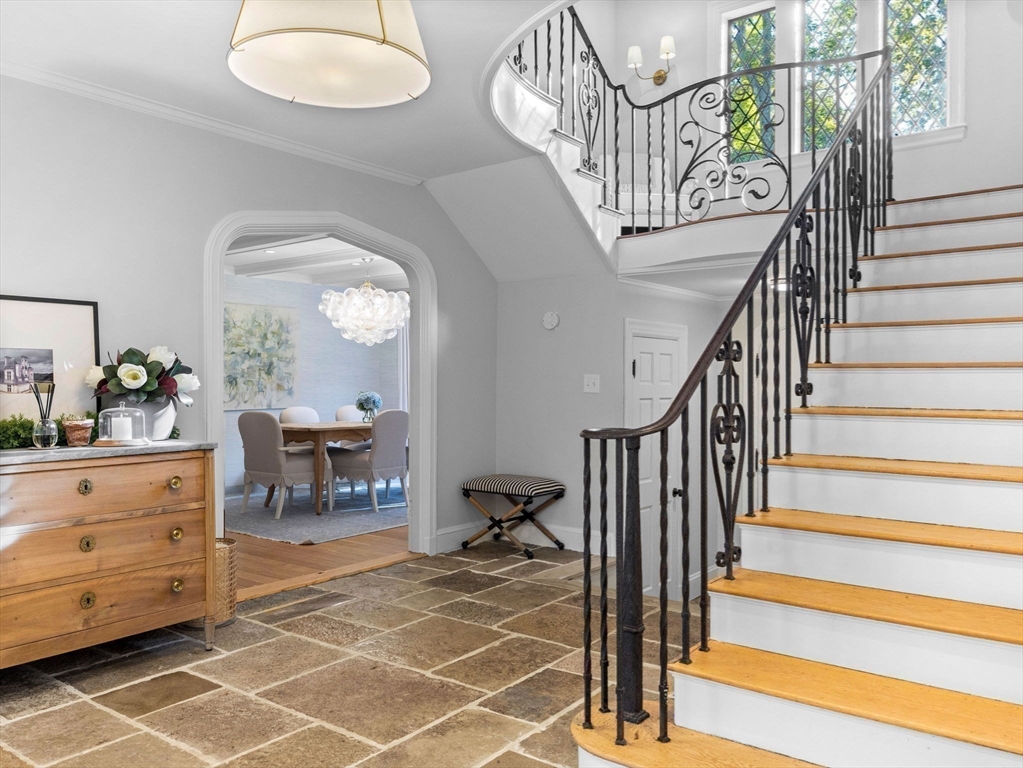 165 Cliff Road Wellesley, MA 02481 - Photo 20 of 42