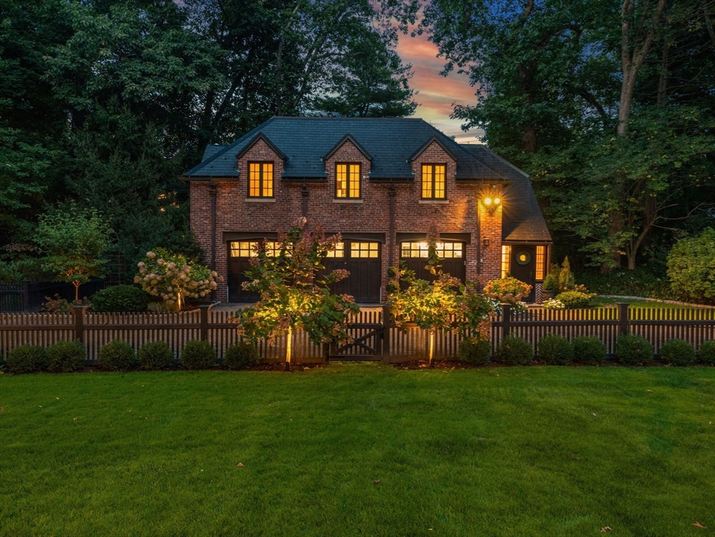 165 Cliff Road Wellesley, MA 02481 - Photo 2 of 42