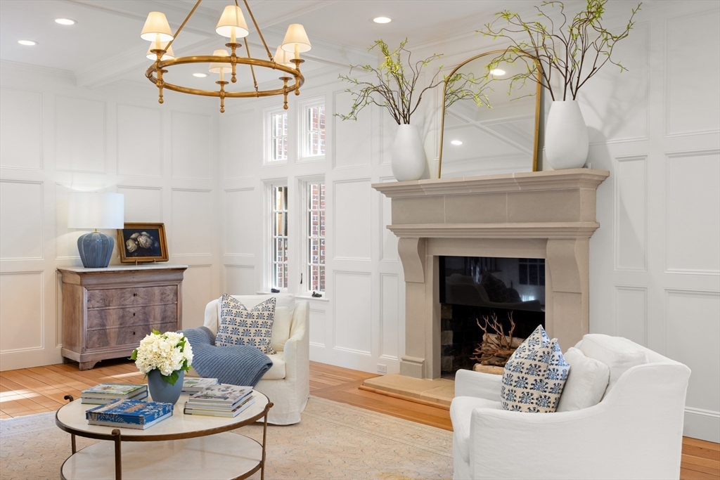 165 Cliff Road Wellesley, MA 02481 - Photo 8 of 42