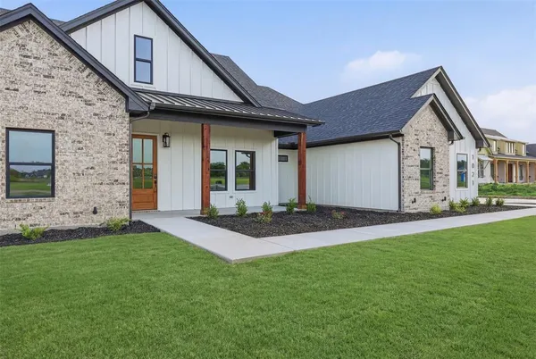 $589,000 | 1021 Preserve Street, Weatherford, TX 76085