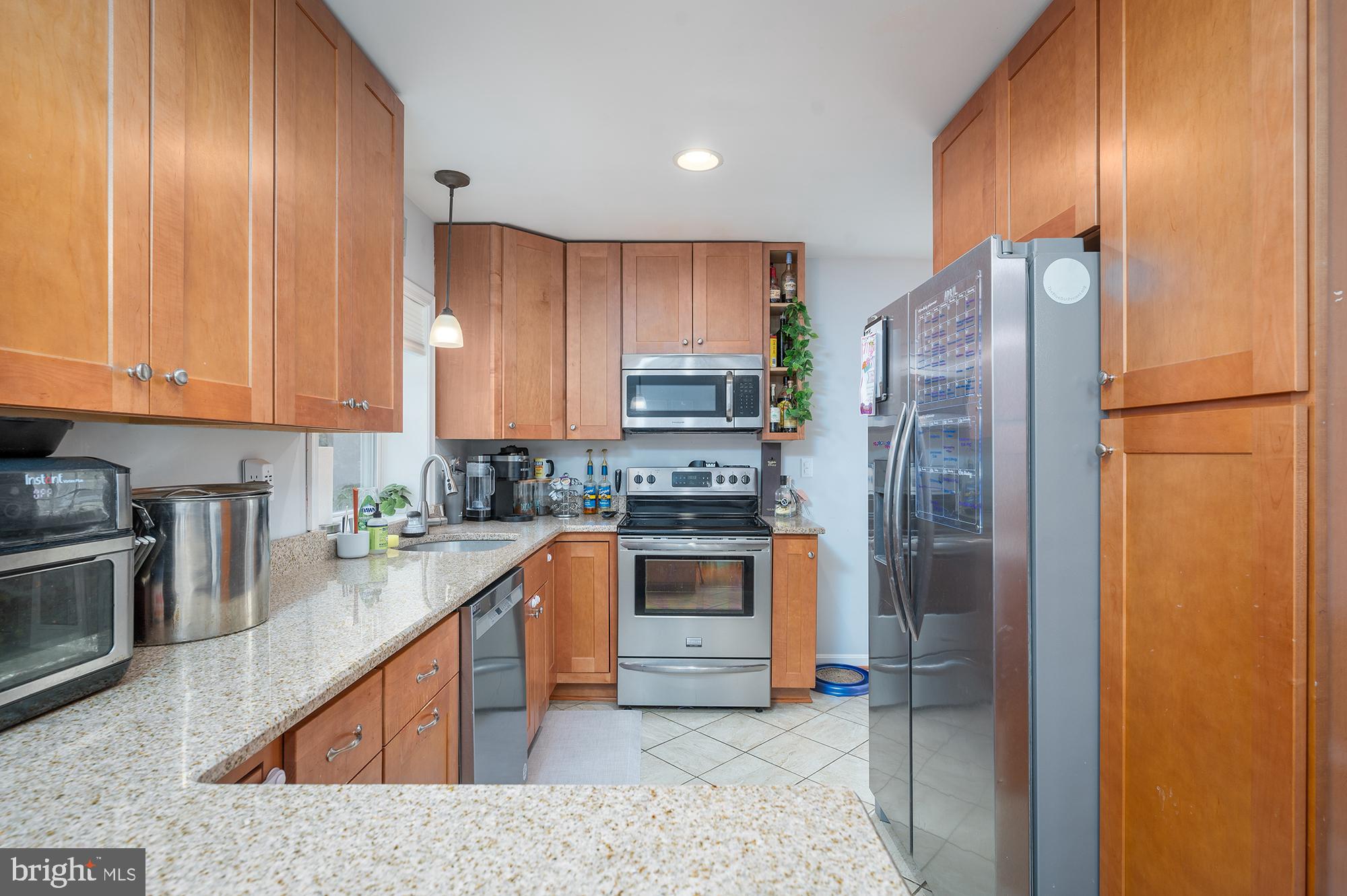 1210 Meadow View Road Pasadena, MD 21122 - Photo 12 of 35