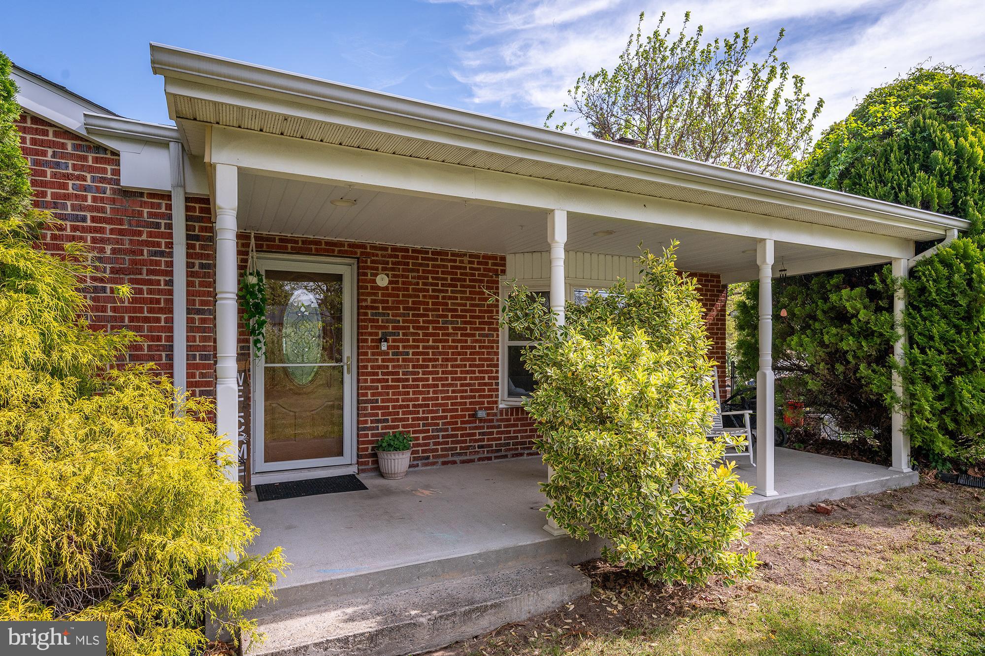 1210 Meadow View Road Pasadena, MD 21122 - Photo 2 of 35