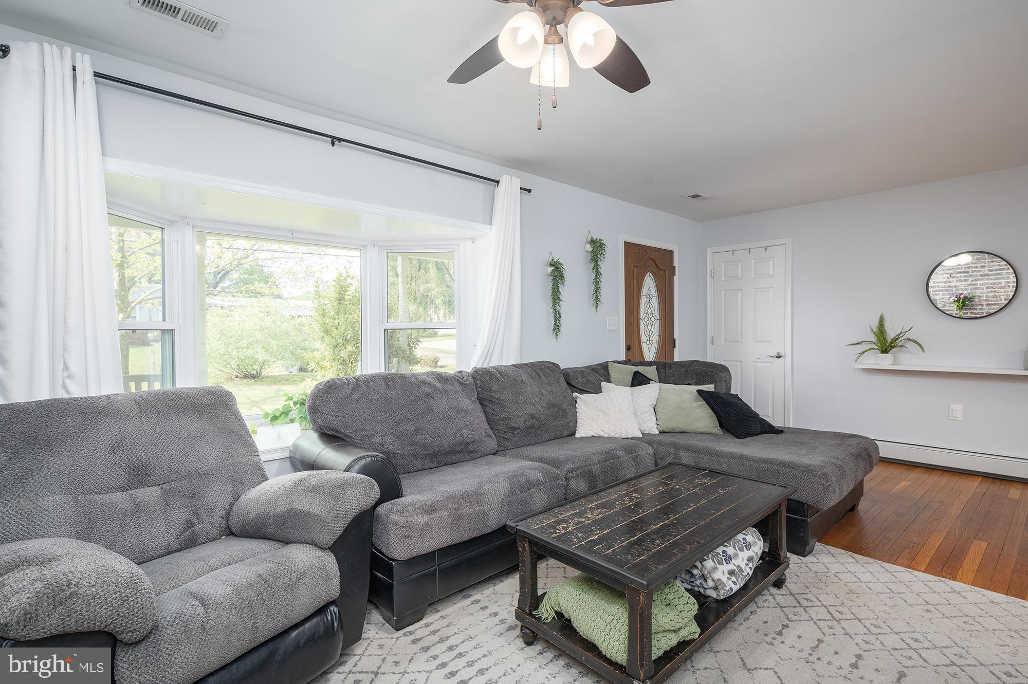 1210 Meadow View Road Pasadena, MD 21122 - Photo 8 of 35