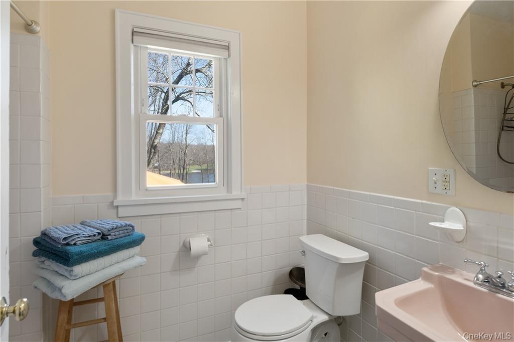 809 Farmers Mills Road Carmel, NY 10512 - Photo 9 of 20