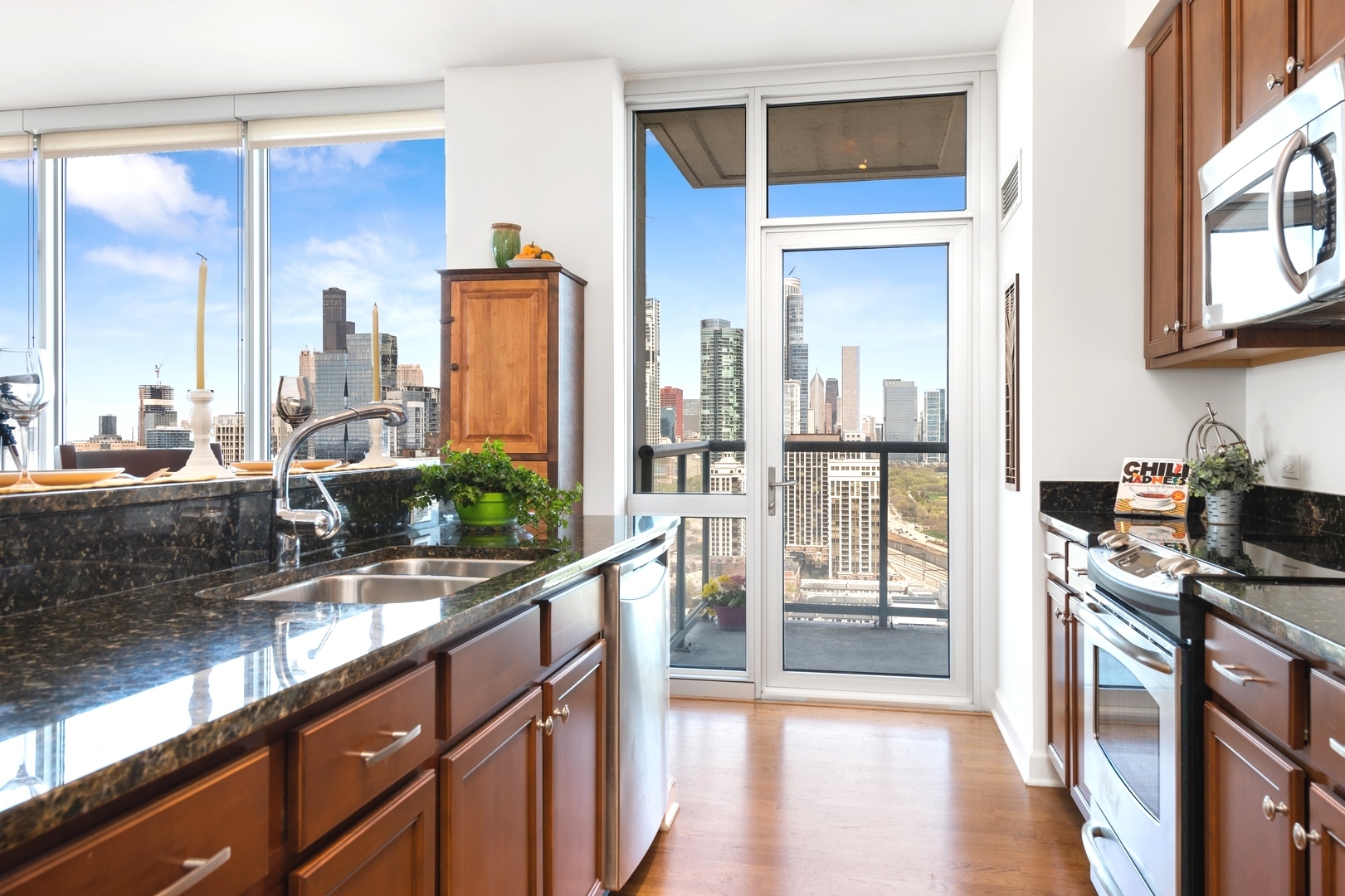 1629 South Prairie Avenue, Unit 2811 Chicago, IL 60616 - Photo 5 of 25