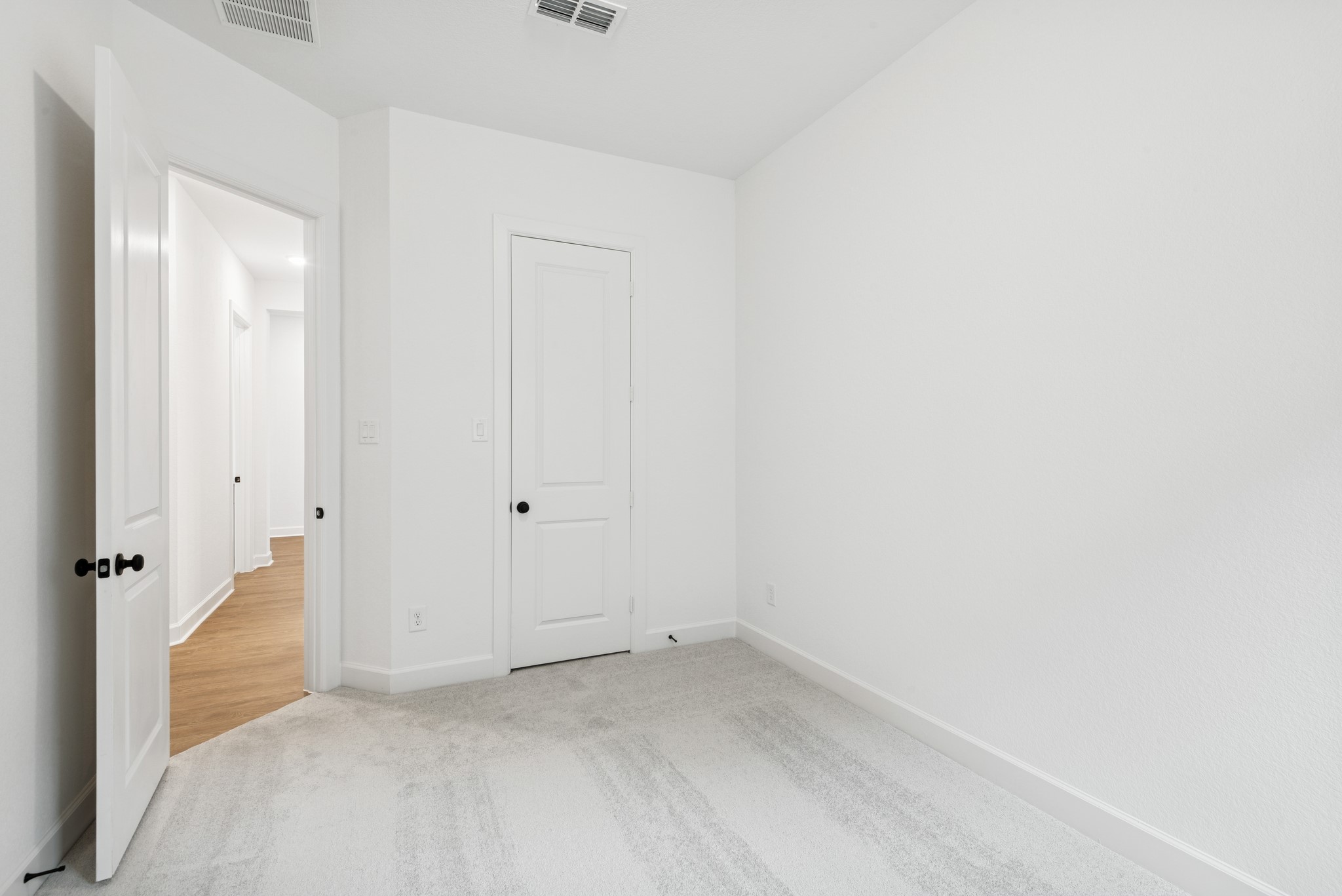 15714 Terracotta Terrace Lane Conroe, TX 77302 - Photo 21 of 47 a view of a room