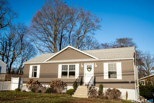 $3,200 | 348 Buckingham Avenue, Milford, CT 06460