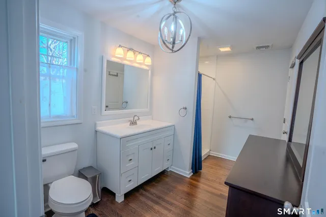 $3,200 | 348 Buckingham Avenue, Milford, CT 06460