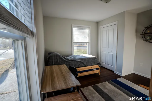 $3,200 | 348 Buckingham Avenue, Milford, CT 06460