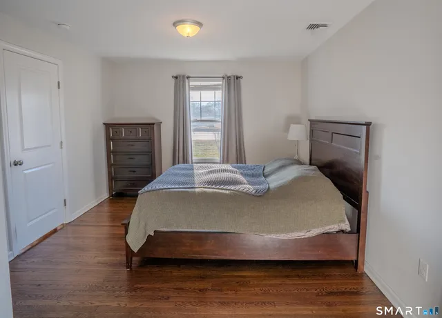 $3,200 | 348 Buckingham Avenue, Milford, CT 06460