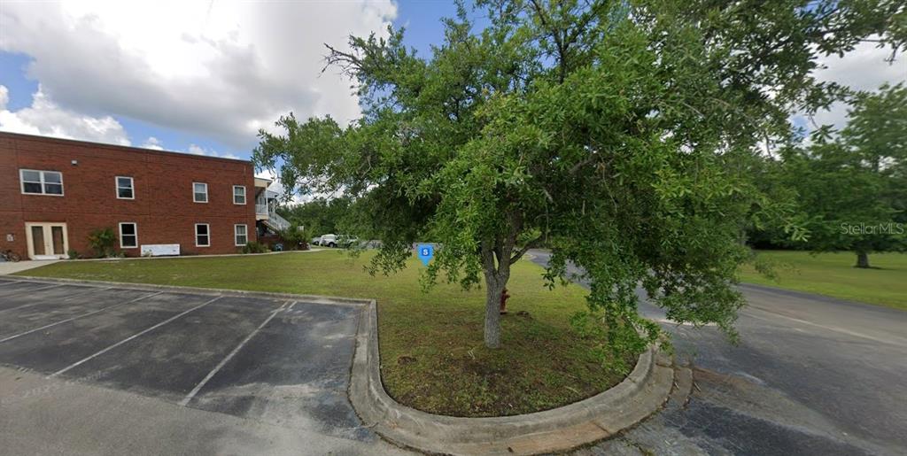 18 Burnt Pine Loop St. Marks, FL 32327 - Photo 2 of 5 a view of a outdoor space