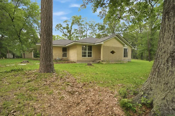 $475,000 | 6161 Woodland Lakes Loop, Willis, TX 77378