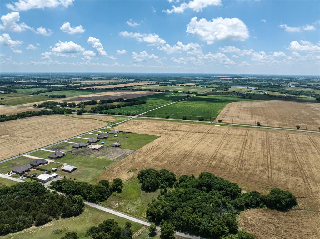 Tbd Lot 6 Tbd Road Howe, TX 75459 - Photo 9 of 14 an aerial view of beach and yard