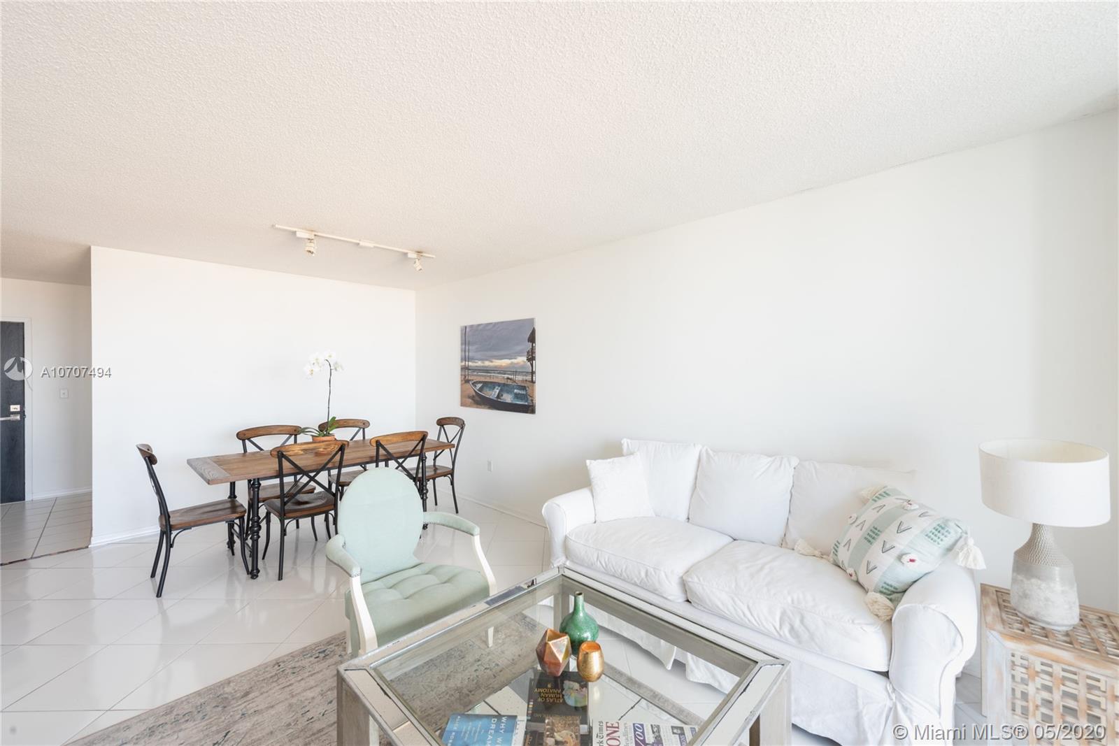 90 Alton Road, Unit 1005 Miami Beach, FL 33139 - Photo 12 of 28