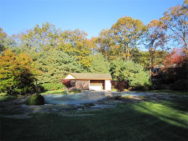 191 Kings Grant Road Weston, MA 02493 - Photo 6 of 17