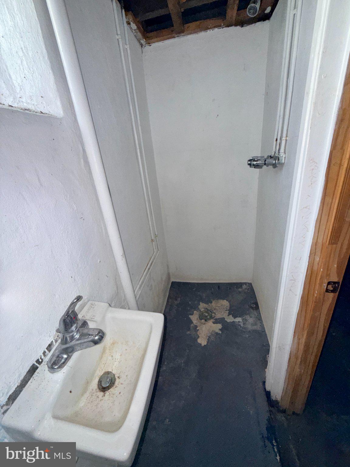 7600 Rising Sun Avenue Philadelphia, PA 19111 - Photo 36 of 36 Compact utility space with potential.