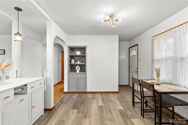 $175,000 | 801 Elsworth Place, Ferguson, MO 63135