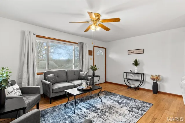 $175,000 | 801 Elsworth Place, Ferguson, MO 63135