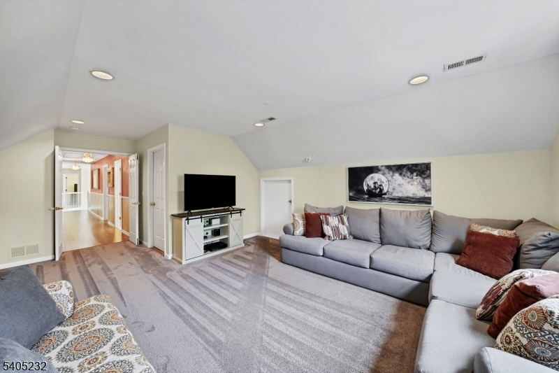 16 William Way Long Valley, NJ 07853 - Photo 40 of 50