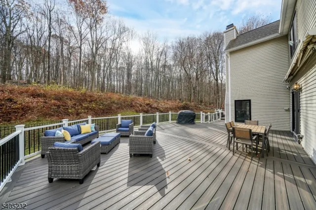 $1,250,000 | 16 William Way, Long Valley, NJ 07853