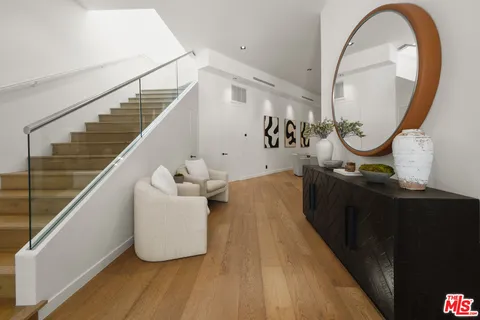 $3,299,000 | 2163 Outpost Drive, Los Angeles, CA 90068